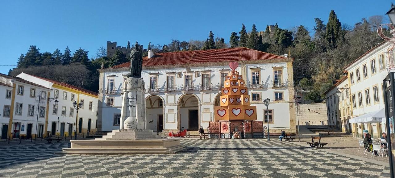 Love Tomar Εξωτερικό φωτογραφία