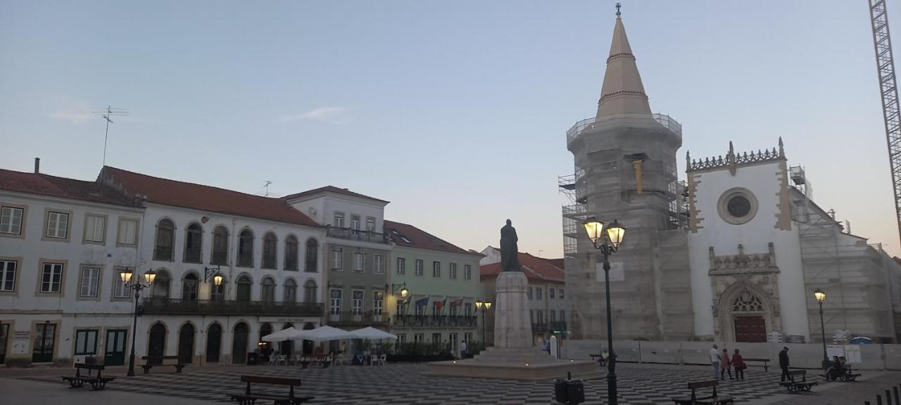 Love Tomar Εξωτερικό φωτογραφία